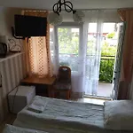 Habitación en casa particular Karolinka - Blisko Do Centrum I Do Plazy, Darmowe Szybie Wifi