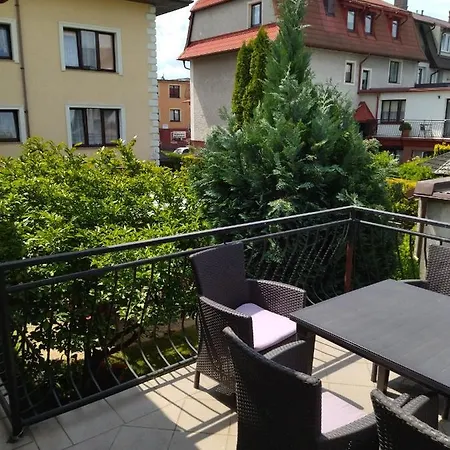 ホームステイ Karolinka - Blisko Do Centrum I Do Plazy, Darmowe Szybie Wifi ウェバ